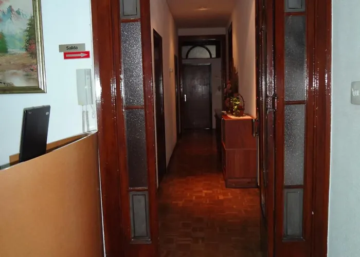 Hostal Lima